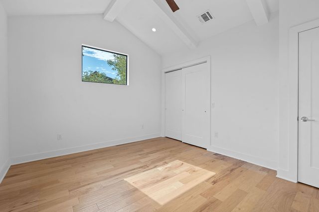 2412 E 8TH ST 1, Austin, TX 78702