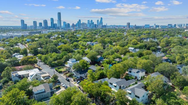 2412 E 8TH ST 1, Austin, TX 78702