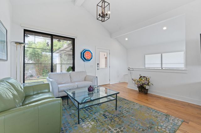 2412 E 8TH ST 1, Austin, TX 78702