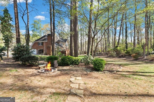 5381 Whitaker Trail NW, Acworth, GA 30101