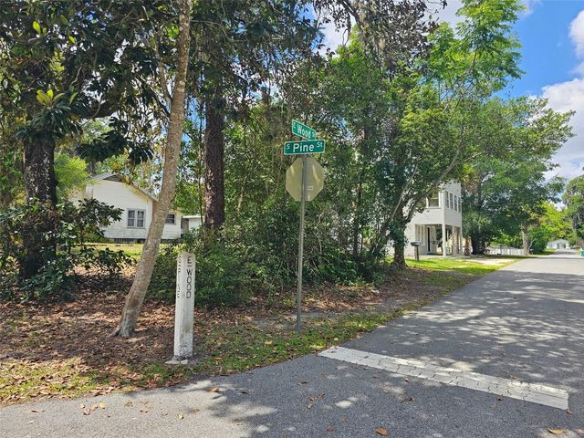 738 WOOD STREET, Deland, FL 32724