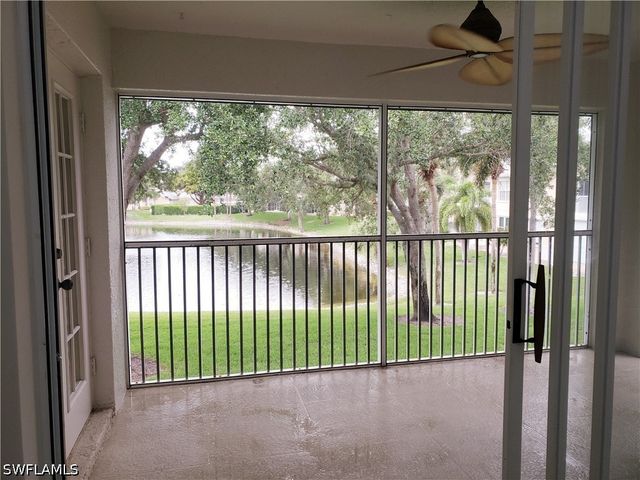 736 Wiggins Lake DR 202, Naples, FL 34110