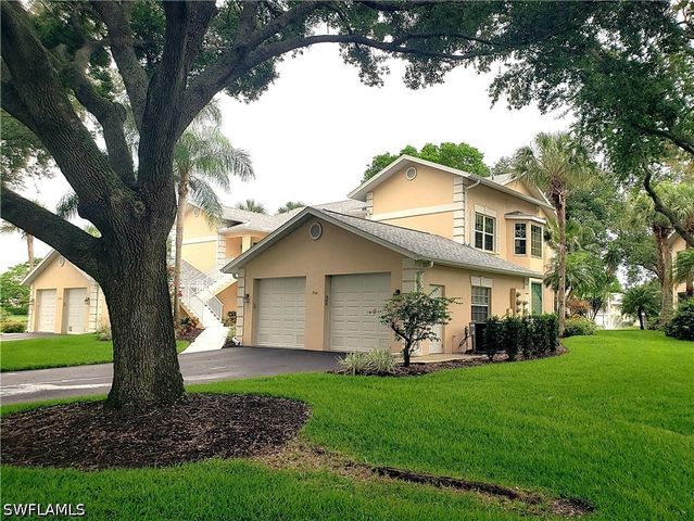 736 Wiggins Lake DR 202, Naples, FL 34110