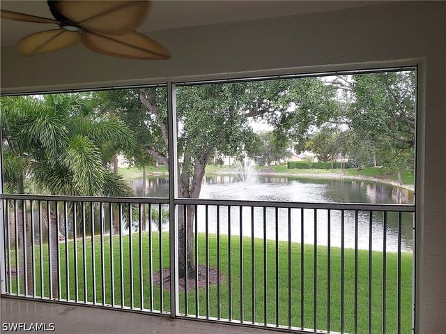 736 Wiggins Lake DR 202, Naples, FL 34110