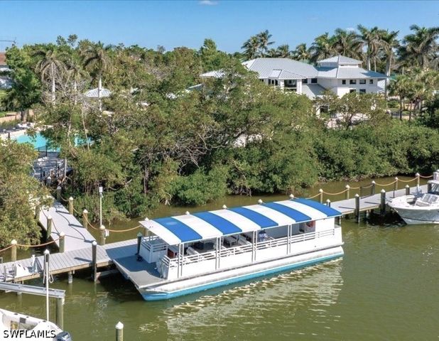 736 Wiggins Lake DR 202, Naples, FL 34110