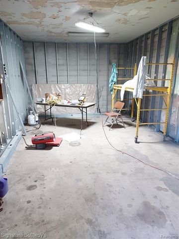 8735 S Lyndon Street, Detroit, MI 48238