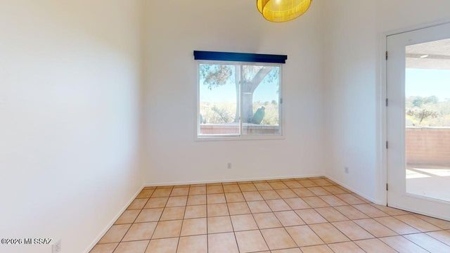 8740 N Johnny Miller Drive, Tucson, AZ 85742