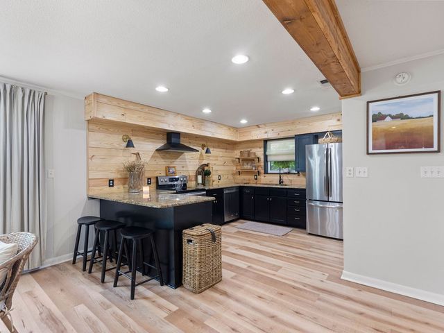 309 S King Lake Rd, Scroggins, TX 75480