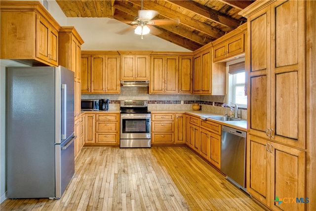 143 PR 571, Brady, TX 76825