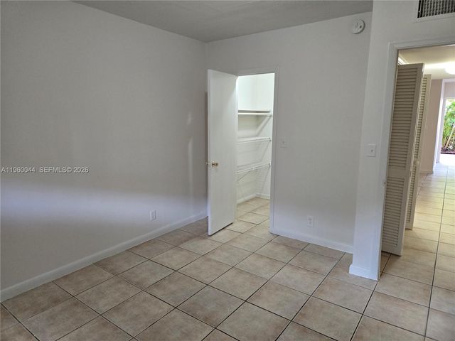 8704 NW 35th St 105, Coral Springs, FL 33065