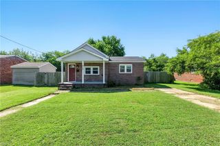 910 41st ST, Newport News, VA 23607