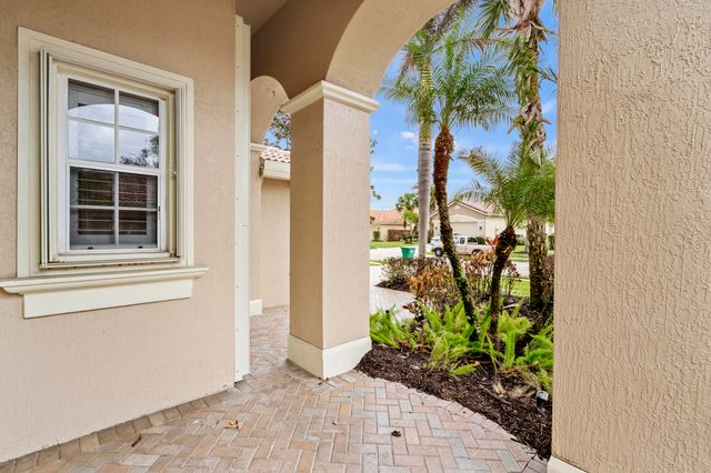 7241 Maidstone Drive, Port St. Lucie, Port St Lucie, FL 34986