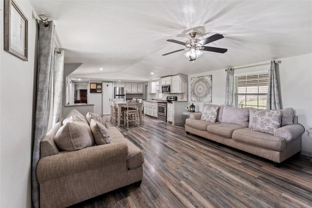 477 County Road 4902, Dayton, TX 77535