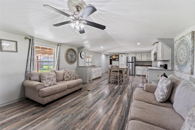 477 County Road 4902, Dayton, TX 77535