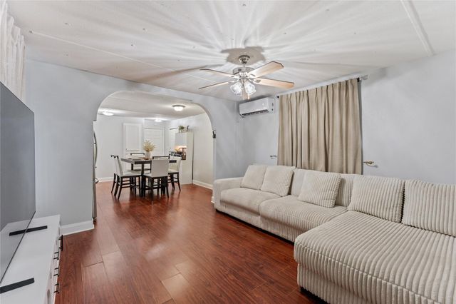 477 County Road 4902, Dayton, TX 77535