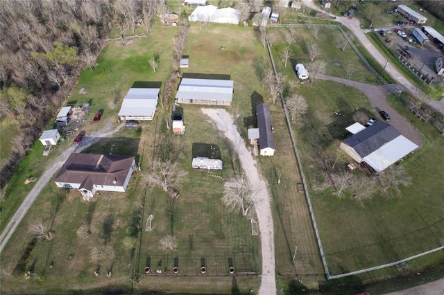 477 County Road 4902, Dayton, TX 77535