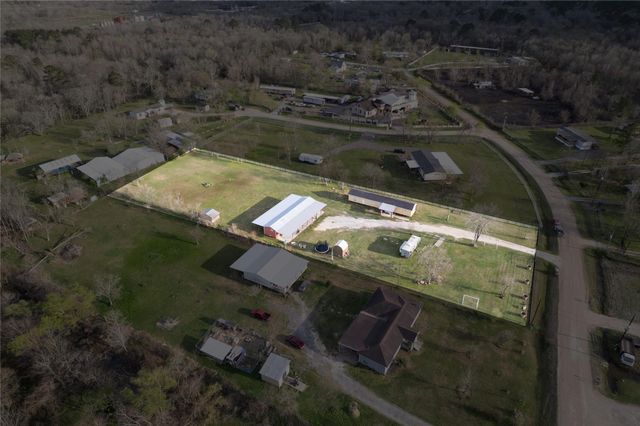 477 County Road 4902, Dayton, TX 77535