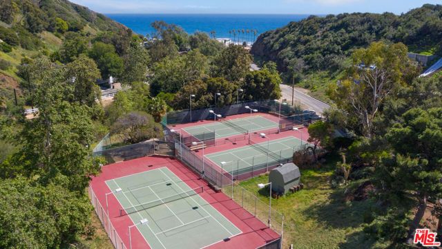 3821 Carbon Canyon Road, Malibu, CA 90265
