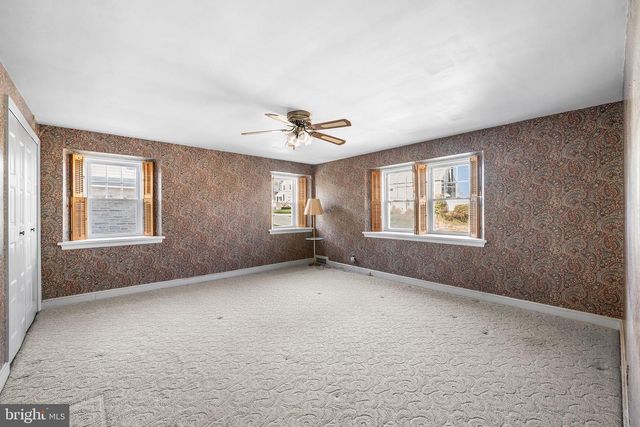 63 LINDBERGH AVE, Broomall, PA 19008