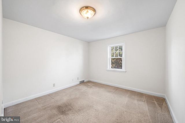 63 LINDBERGH AVE, Broomall, PA 19008