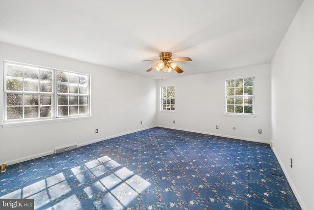 63 LINDBERGH AVE, Broomall, PA 19008