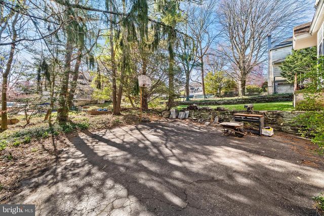 63 LINDBERGH AVE, Broomall, PA 19008