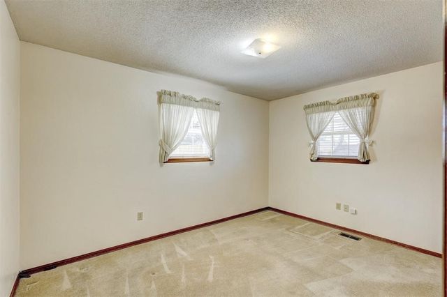 302 Tanglewood Drive, Yukon, OK 73099