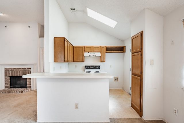 9716 Pinehurst Lane, Dallas, TX 75227