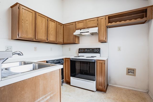 9716 Pinehurst Lane, Dallas, TX 75227