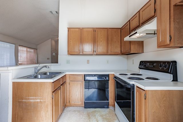 9716 Pinehurst Lane, Dallas, TX 75227