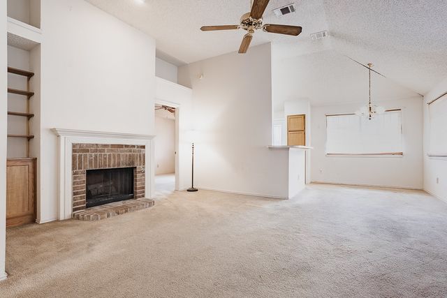 9716 Pinehurst Lane, Dallas, TX 75227