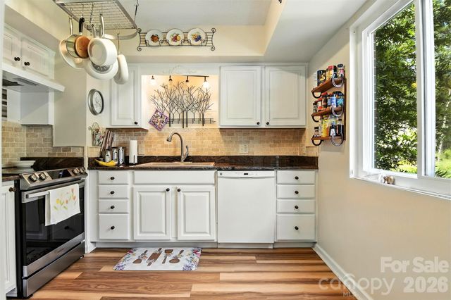 157 Whittington Ridge Drive, Taylorsville, NC 28681