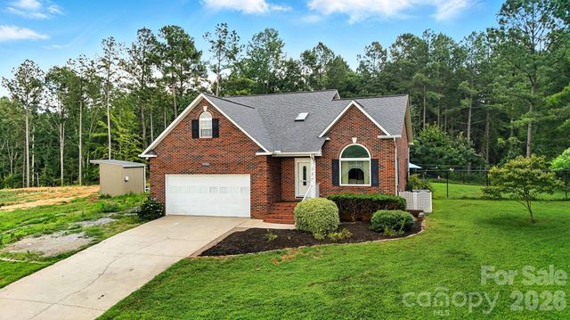 157 Whittington Ridge Drive, Taylorsville, NC 28681