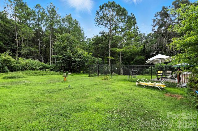157 Whittington Ridge Drive, Taylorsville, NC 28681