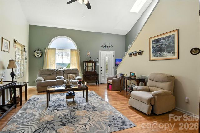 157 Whittington Ridge Drive, Taylorsville, NC 28681