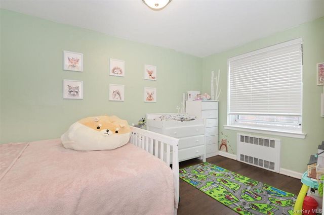 182-25 Wexford Terrace 505, Jamaica Estates, NY 11432