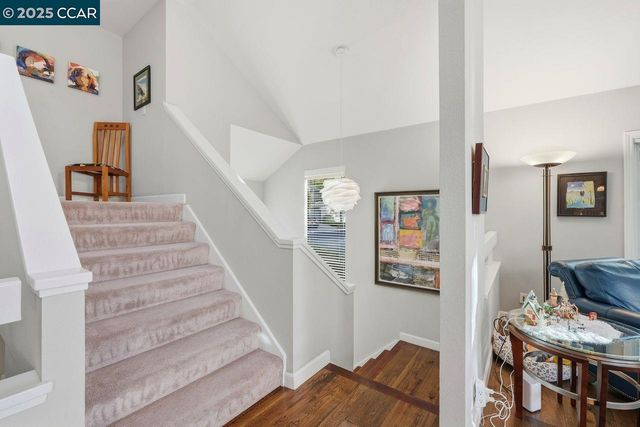 533 Monarch Ridge Dr, Walnut Creek, CA 94597