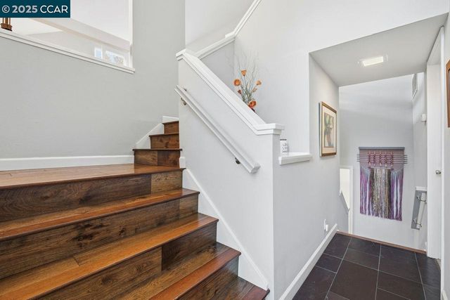 533 Monarch Ridge Dr, Walnut Creek, CA 94597