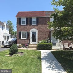232 DERWOOD DR, Woodlyn, PA 19094