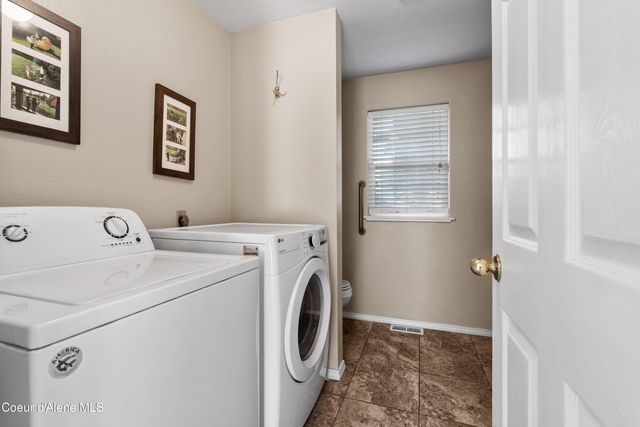 7535 N MT CARROL ST, Dalton Gardens, ID 83815