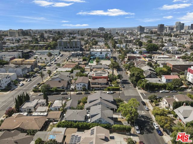 208 N Coronado Street, Los Angeles, CA 90026