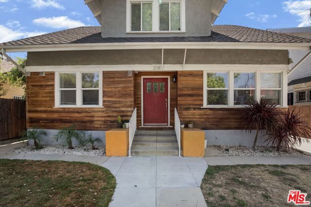208 N Coronado Street, Los Angeles, CA 90026