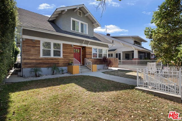 208 N Coronado Street, Los Angeles, CA 90026