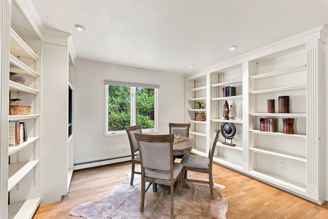 1859 Forest Circle, Santa Fe, NM 87505
