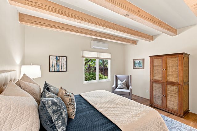 1859 Forest Circle, Santa Fe, NM 87505