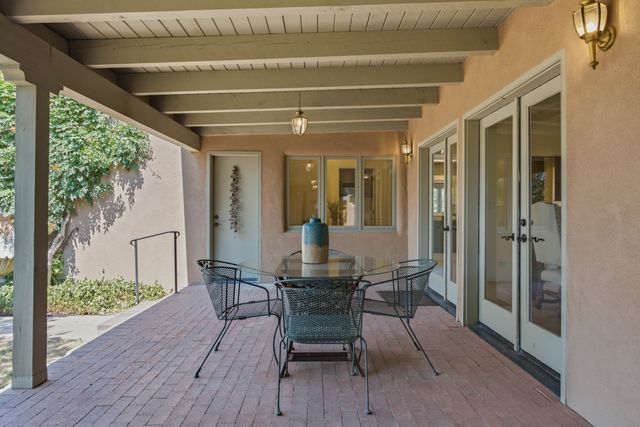 1859 Forest Circle, Santa Fe, NM 87505