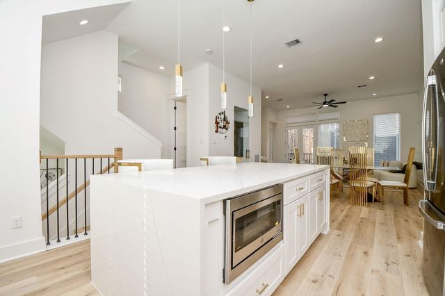 5611 Val Verde Street C, Houston, TX 77057