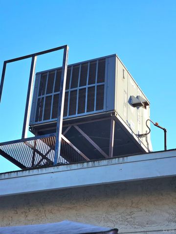 440 Pepper Drive, Hanford, CA 93230