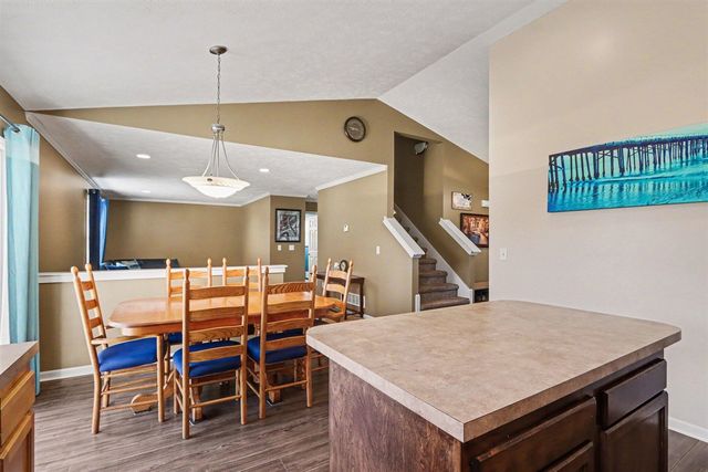 1073 Barnwood Drive, Wayland, MI 49348