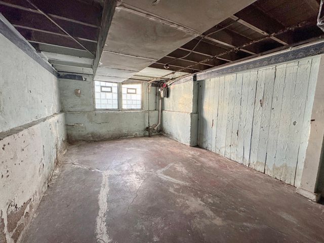 6753 S Laflin Street, Chicago, IL 60636